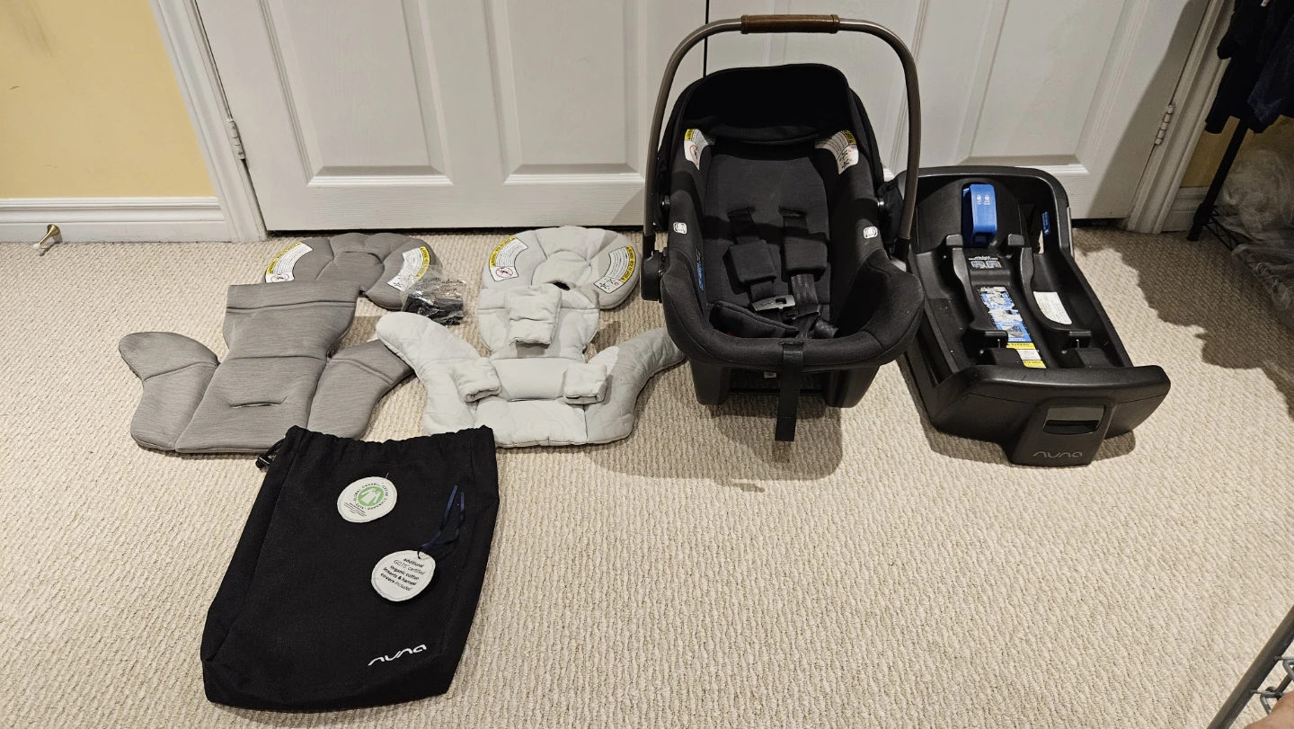Nuna Pipa Infant Car Seat - Black