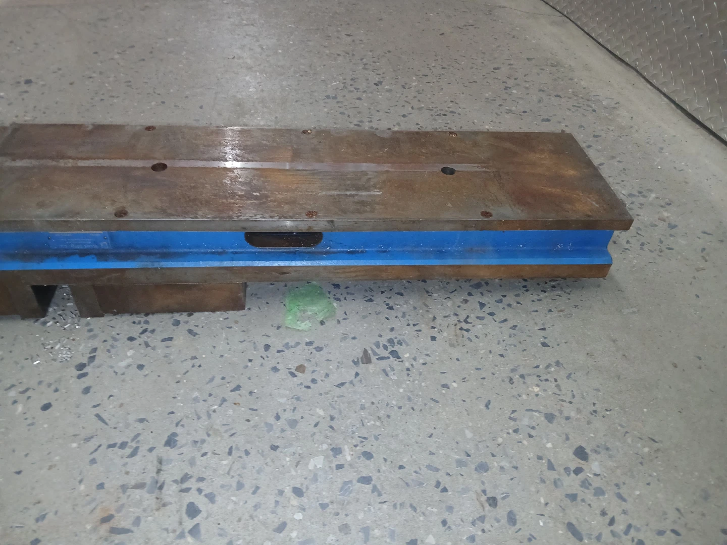 KURT ANGLOCK 6" MILLING MACHINE VISE w/ HANDLE - photo 2