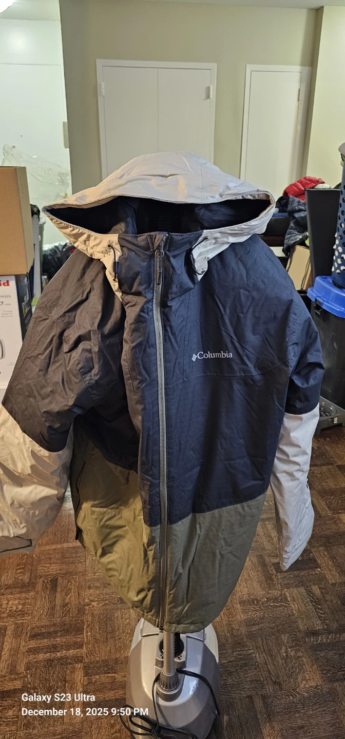 Columbia Sportswear Jacket - Size XL