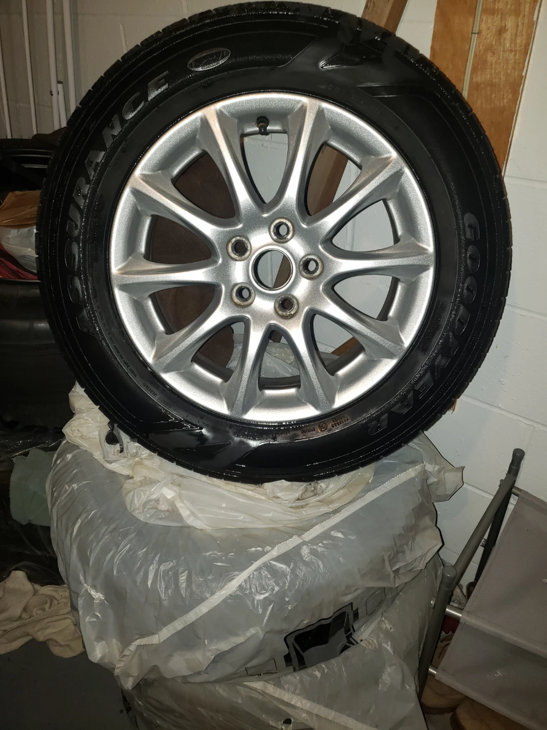 Used Alloy Wheel - 5 Lug