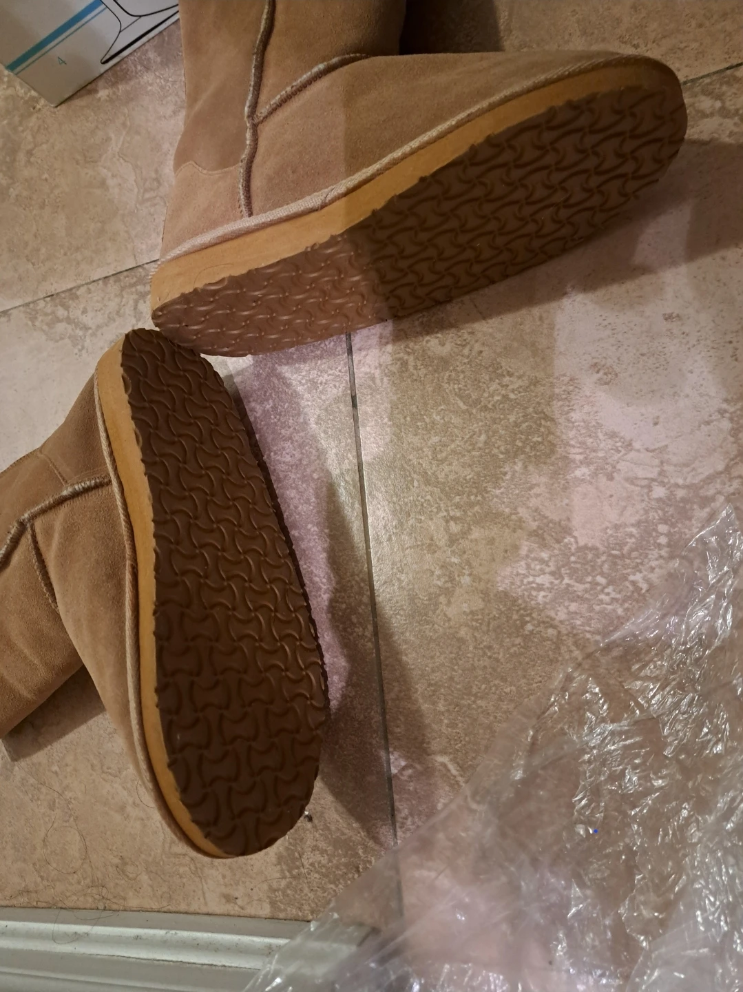 New Zola Tan Winter Boots, Size 7 - photo 3