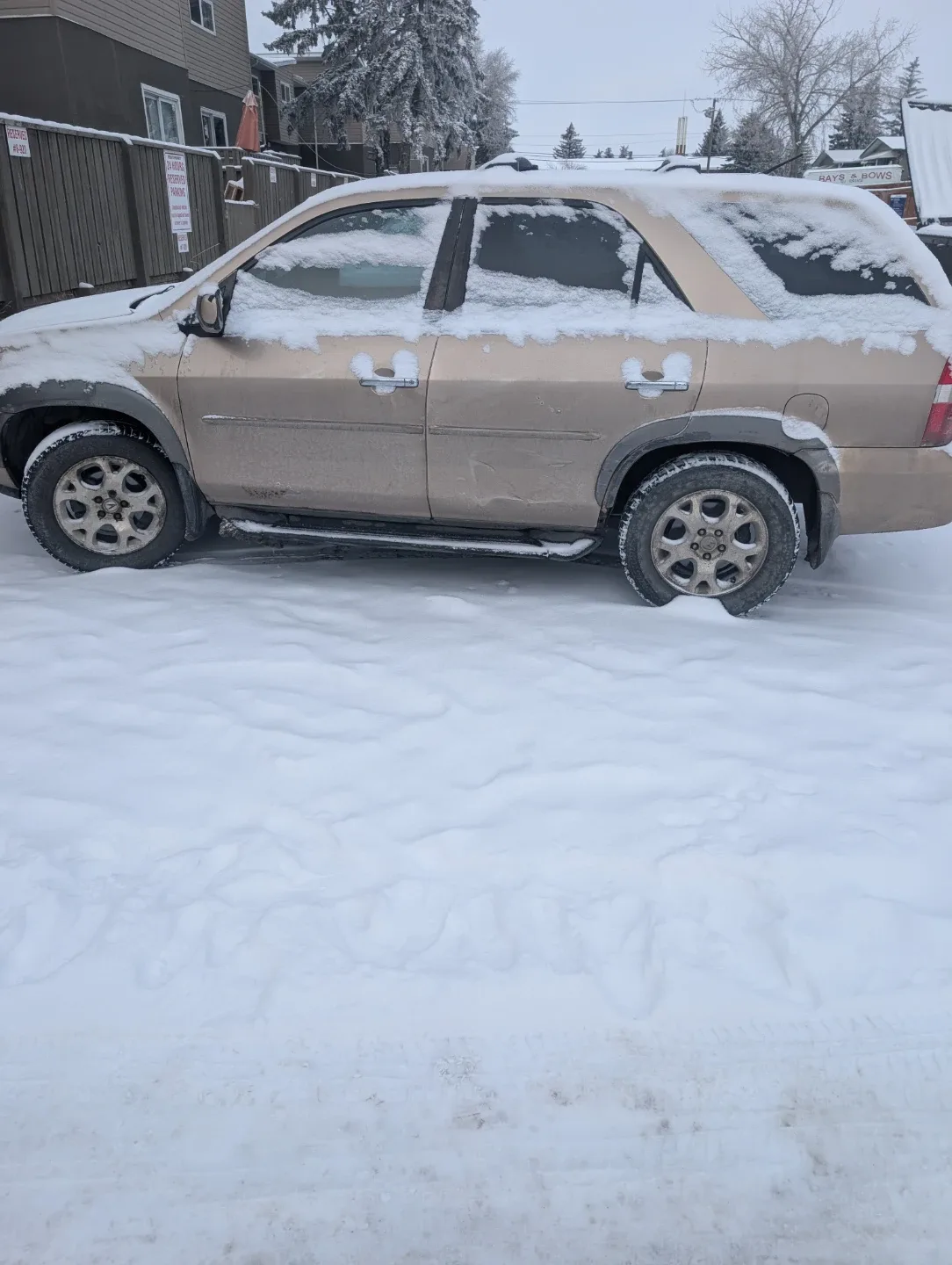 Fully loaded 4 door accura MDX  2002