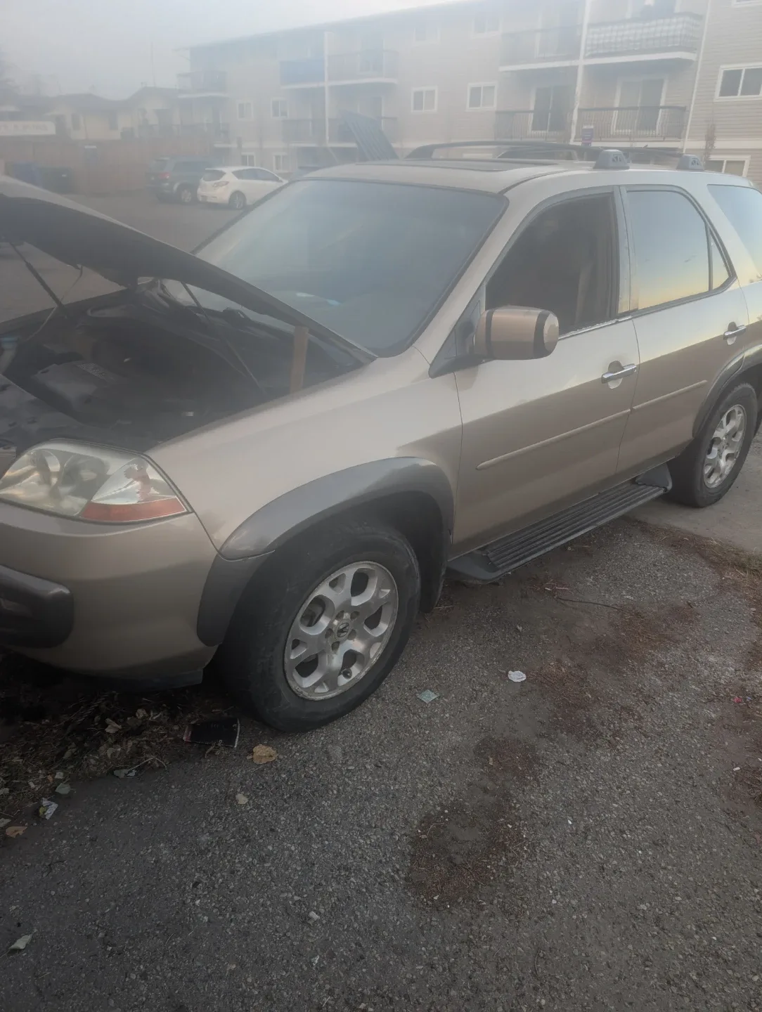 Fully loaded 4 door accura MDX  2002 image indicator(5)