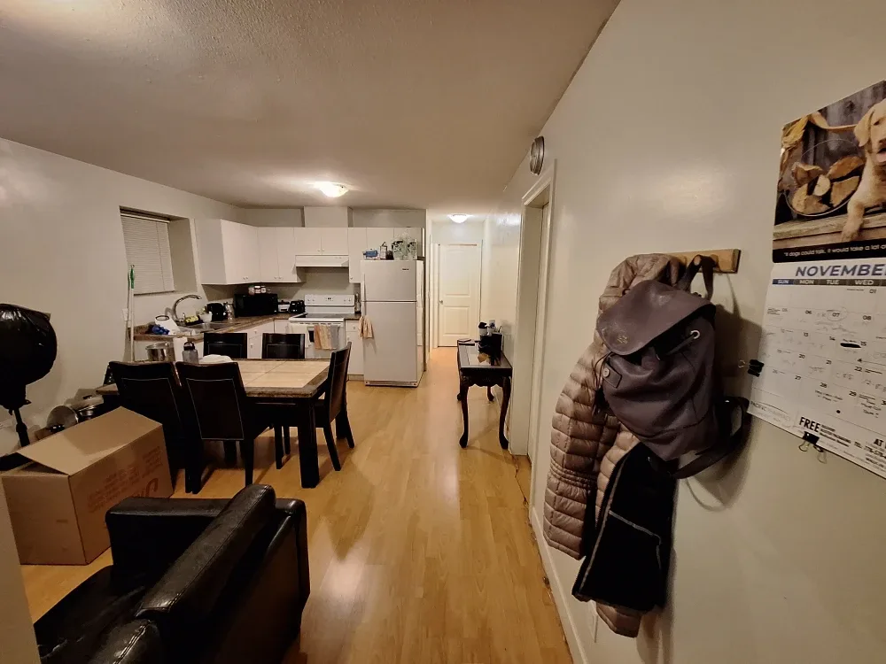 2 bedroom basement suite for rent in newton surrey image indicator(2)