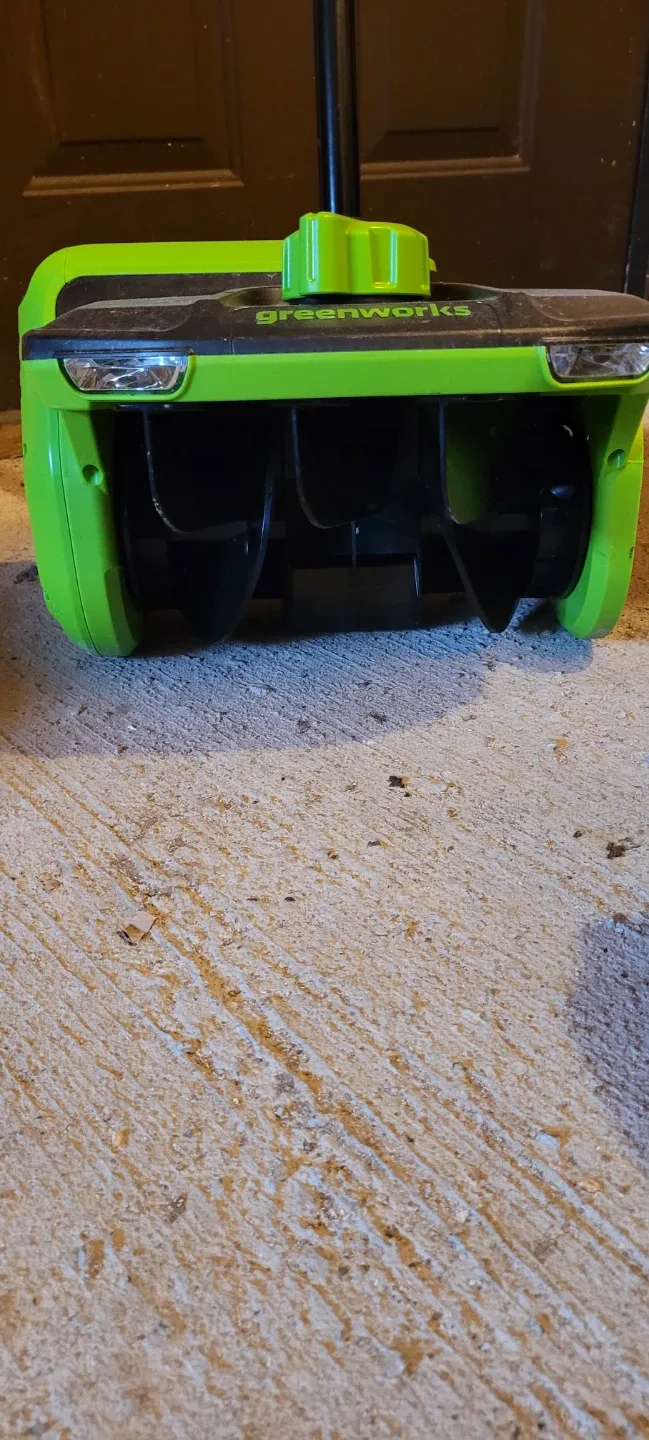 Greenworks 80V Cordless Edger image indicator(3)