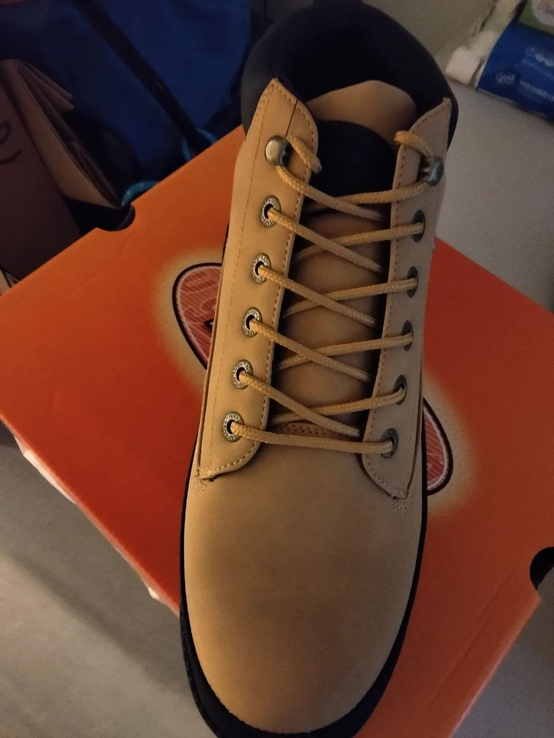 Lugz Tan/Black Boots image indicator(2)