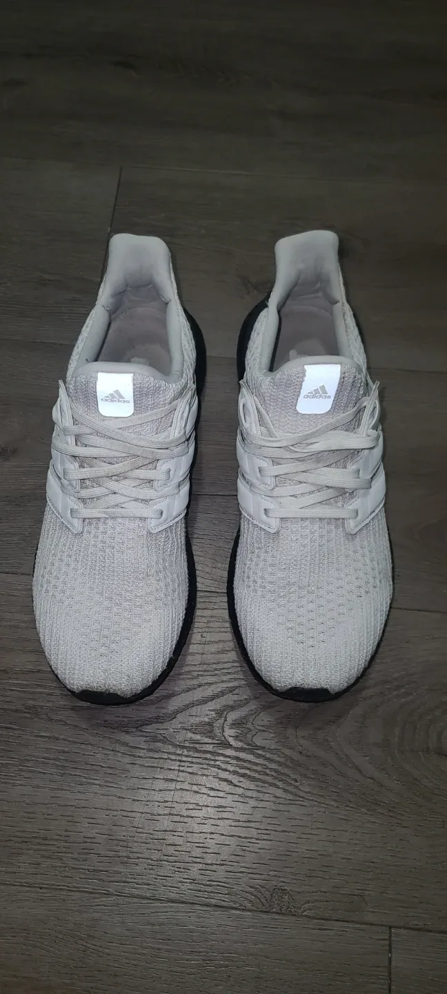 Adidas Ultra Boost 4.0 White Shoes image indicator(2)