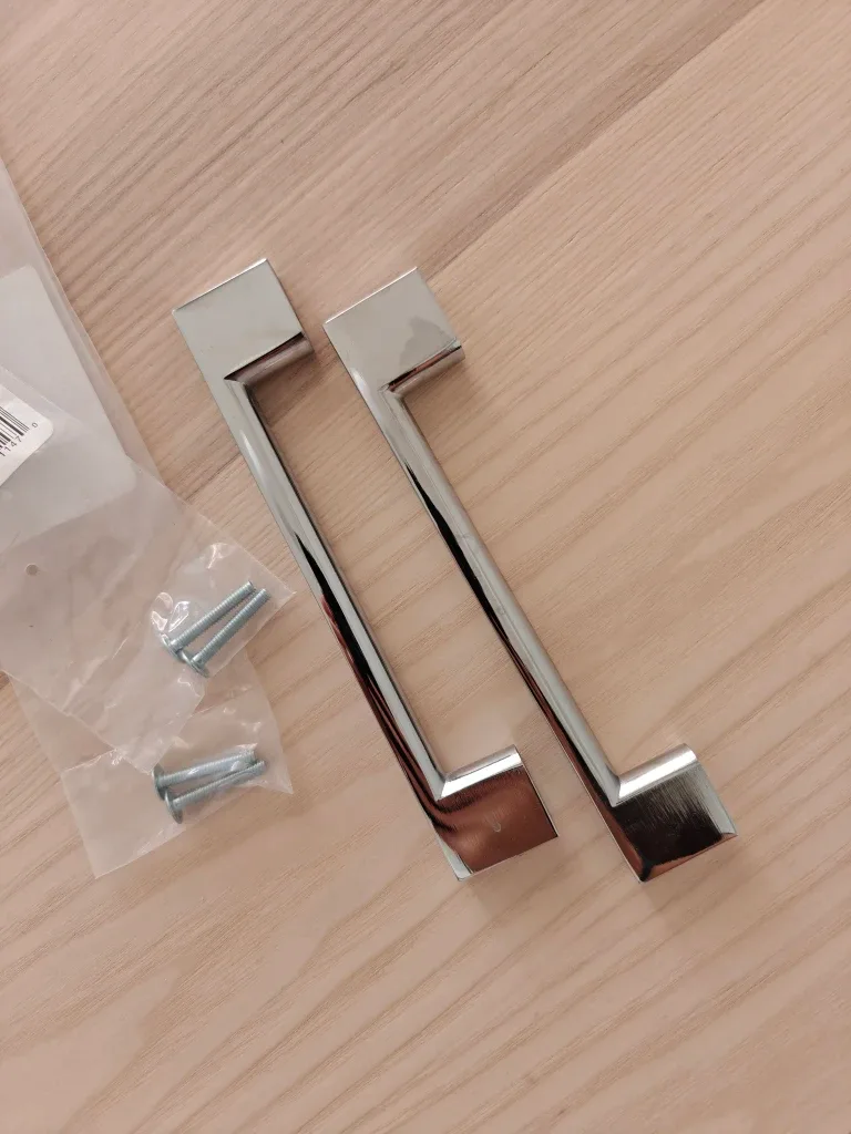 Richelieu 5" Cabinet Pulls, Chrome Finish