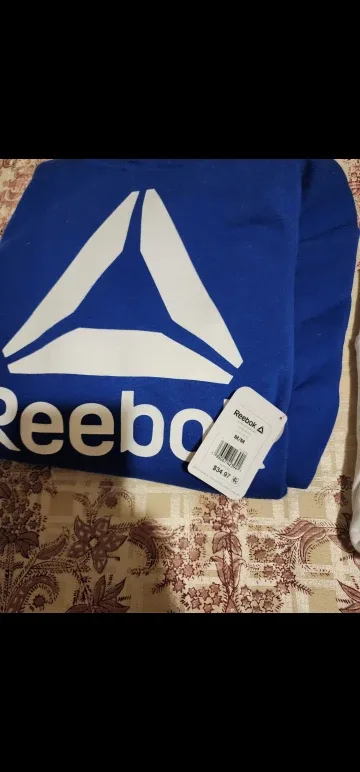 BRAND NEW REEBOK BLUE OR WHITE HOODIES! SIZES: MEDIUM & LARGE!! image indicator(4)