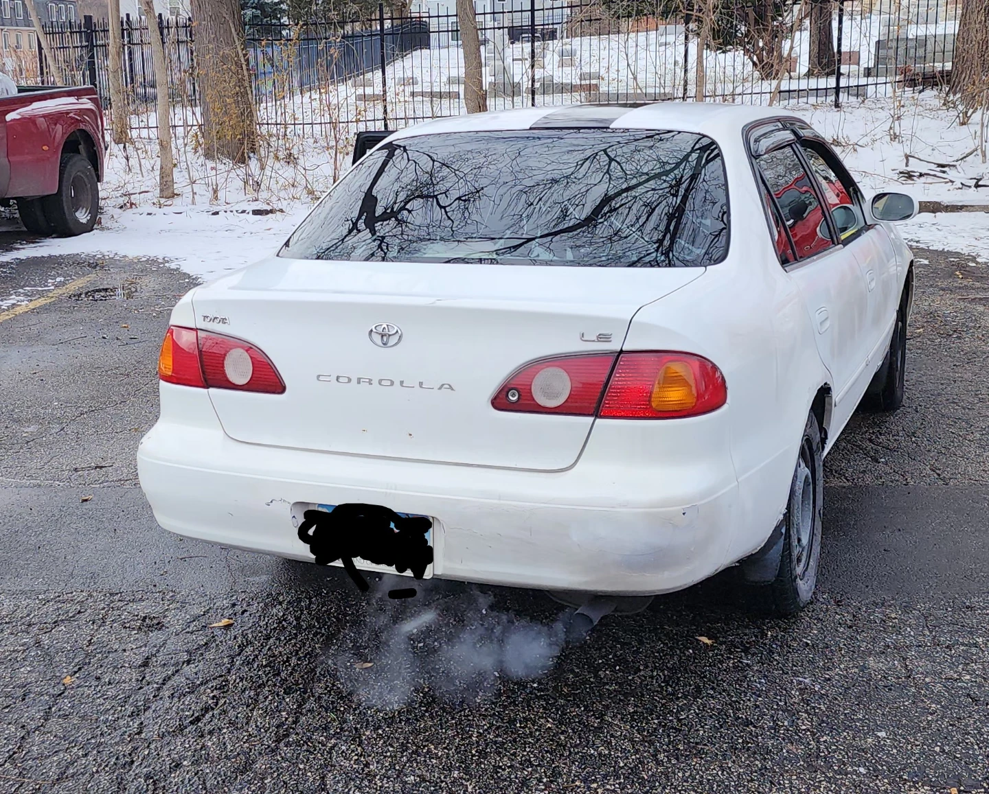 Toyota Corolla LE Sedan - White