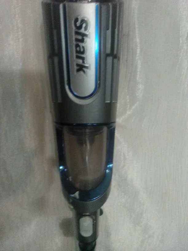 Shark DuoClean PowerFins Vacuum image indicator(2)