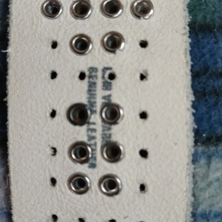 Buffalo Leather Belt with Floral Buckle image indicator(7)