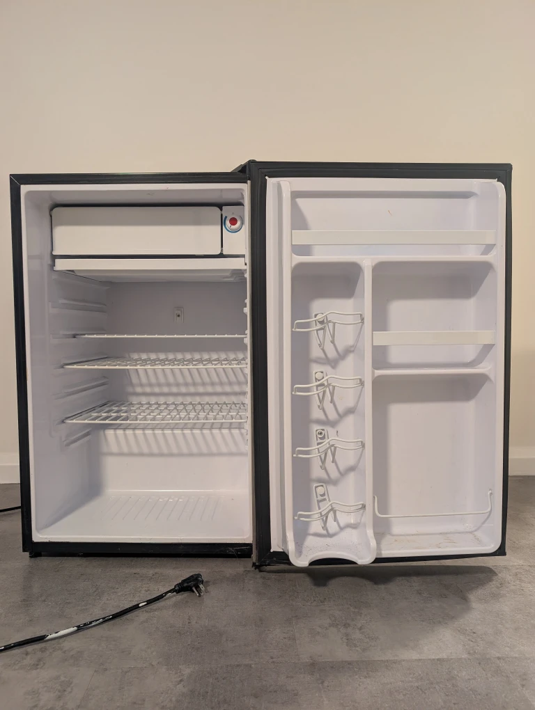 Bar Fridge - photo 3