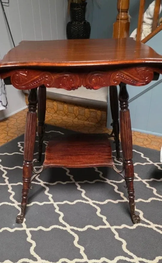 Antique Dark Wood Side Table image indicator(9)