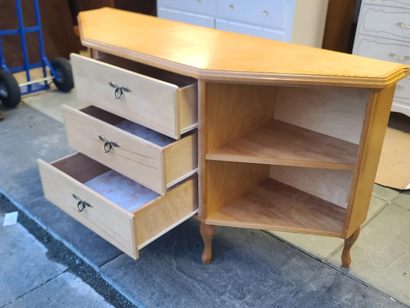 Mid-Century Style Wood Sideboard / Media Console - photo 2