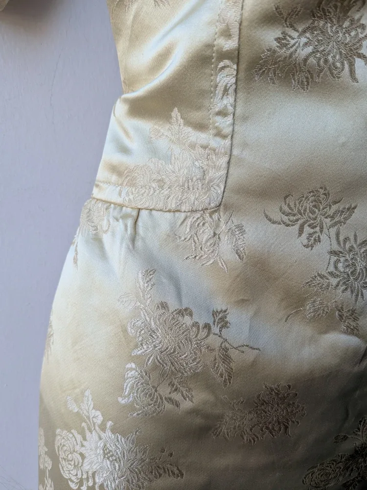 Hand made Vintage light gold Floral Dress sz Small/Medium image indicator(9)