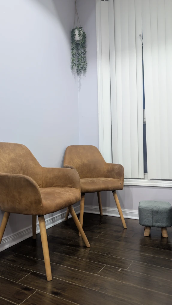 Stylish Brown Armchairs with Wooden Legs - photo 2