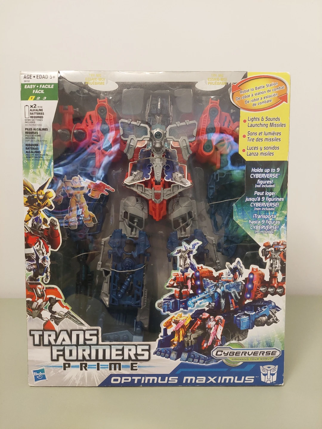 Transformers Optimus Maximus Cyberverse