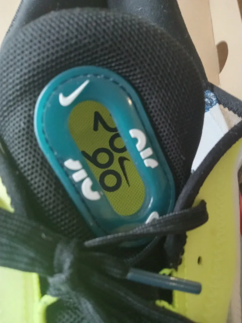 Nike Air  2090,size 13 image indicator(8)