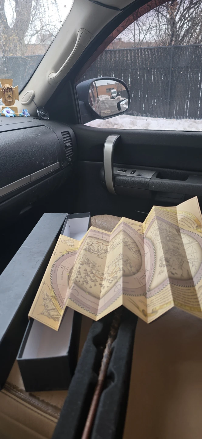Harry Potter Ollivander's Wand with Box - photo 3