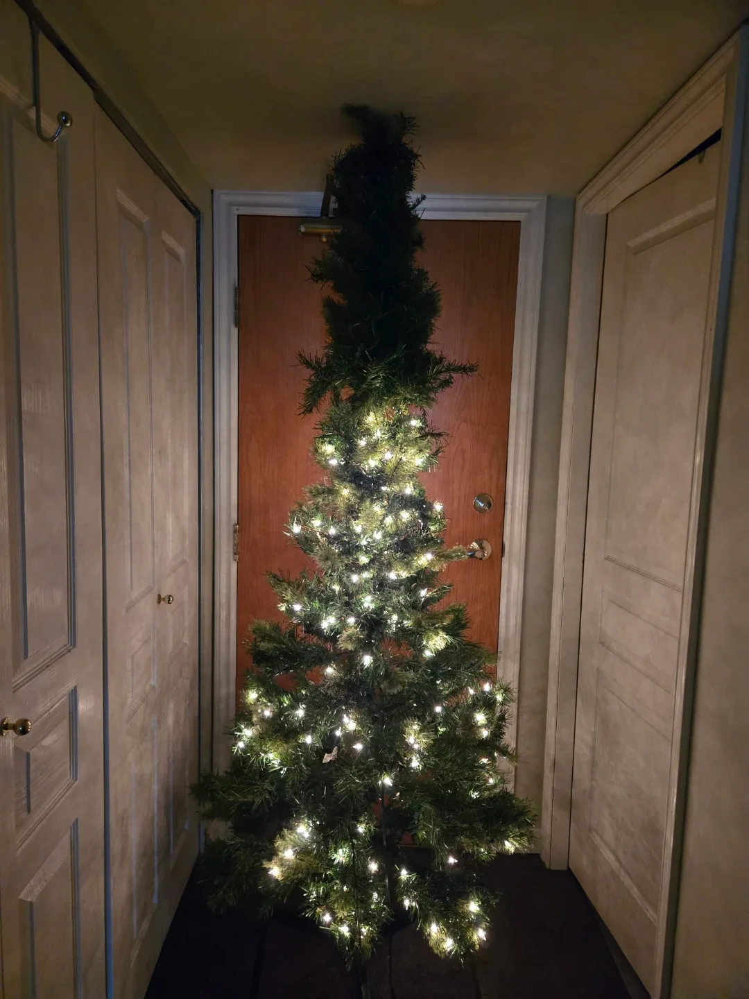 7 feet Christmas Tree with missing lights
