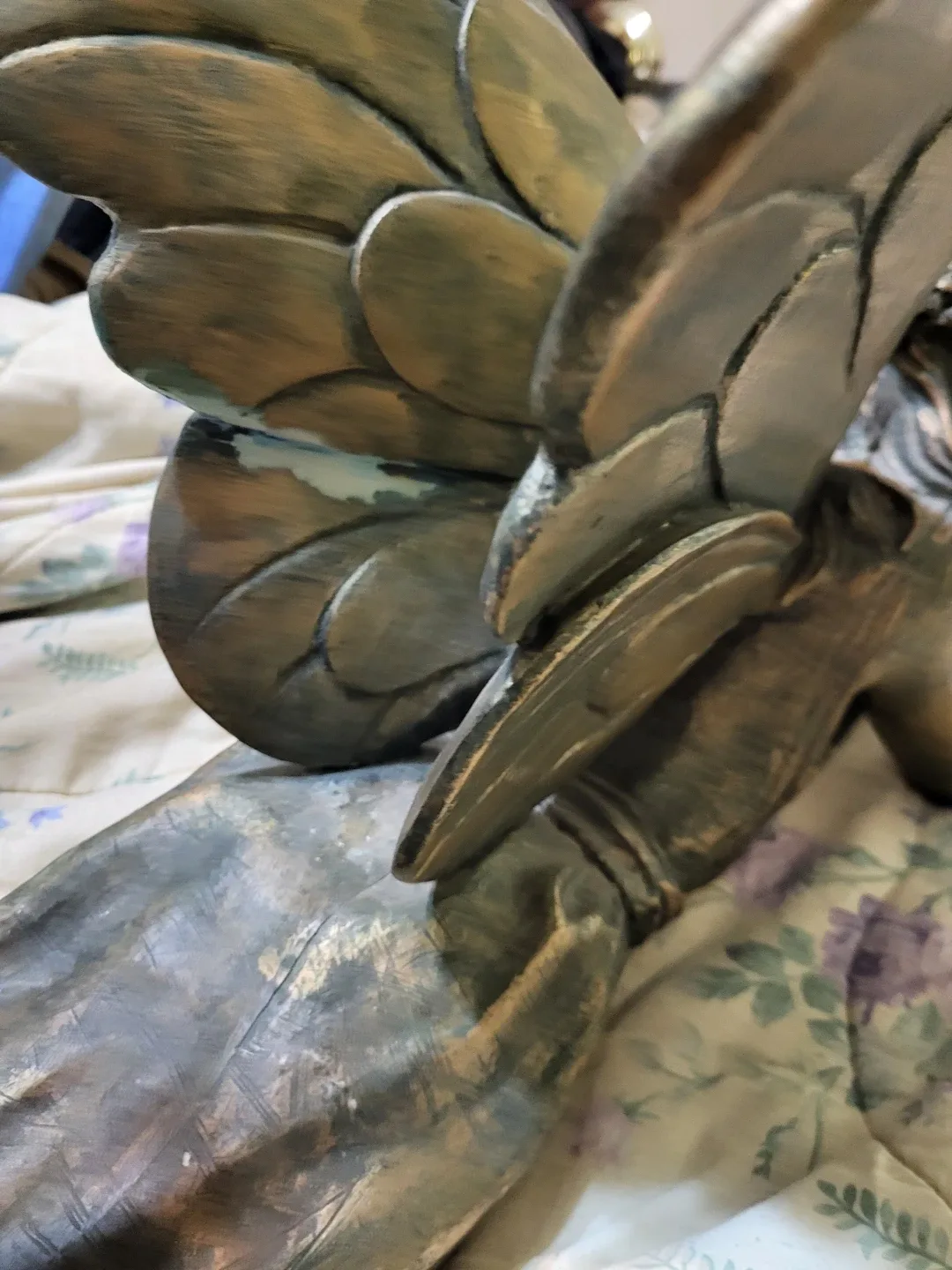 Angel Reading Book Statue image indicator(3)