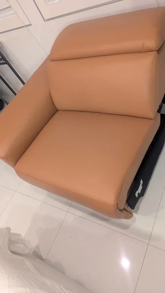 Valencia Andria Leather Reclining Armchair Brand New image indicator(4)