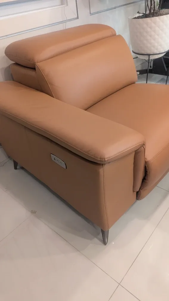 Valencia Andria Leather Reclining Armchair Brand New image indicator(2)