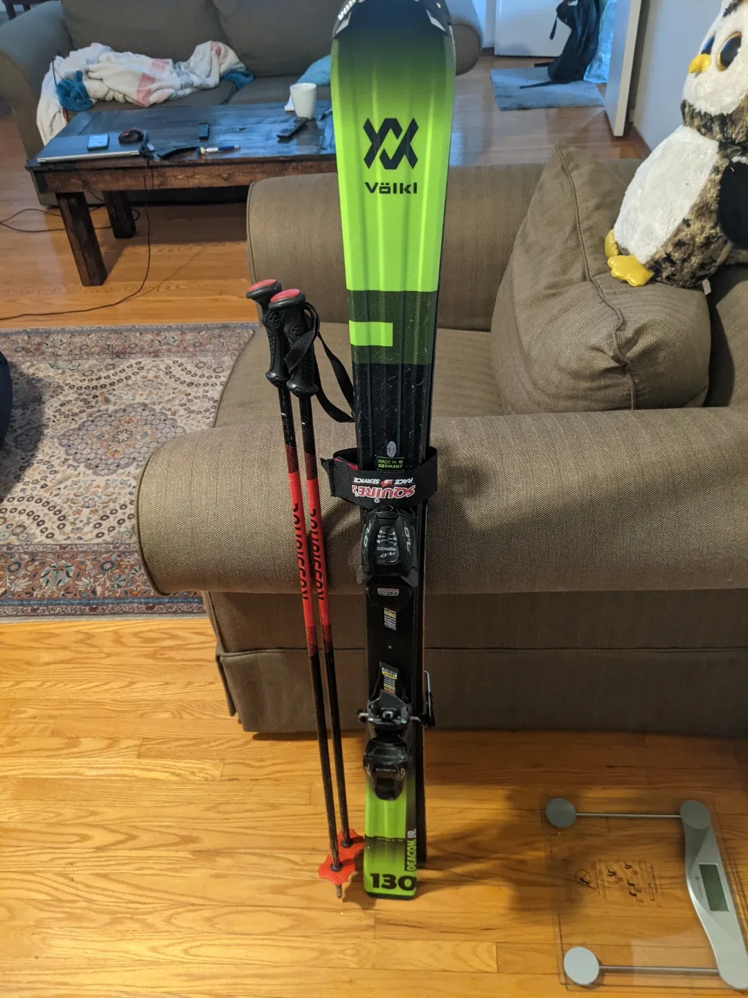 Volkl Deacon 130 Skis w bindings w Rossignol Poles