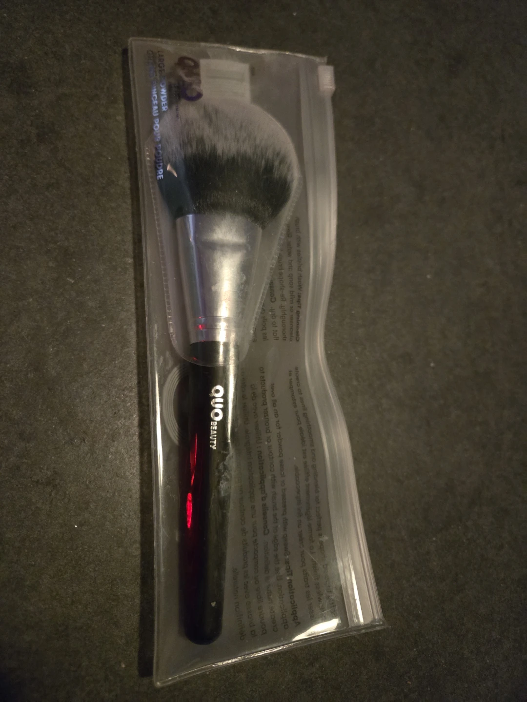 New QUO Beauty Large Powder Brush