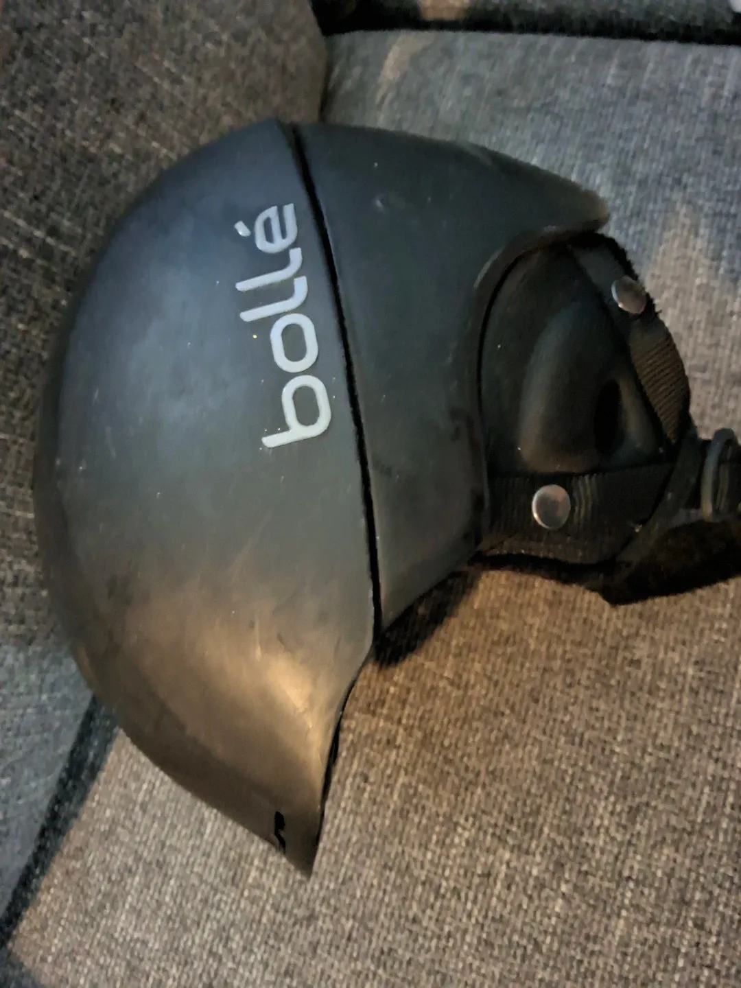 #Cleanout Bollé Ski/Snowboard Helmet - Black image indicator(2)