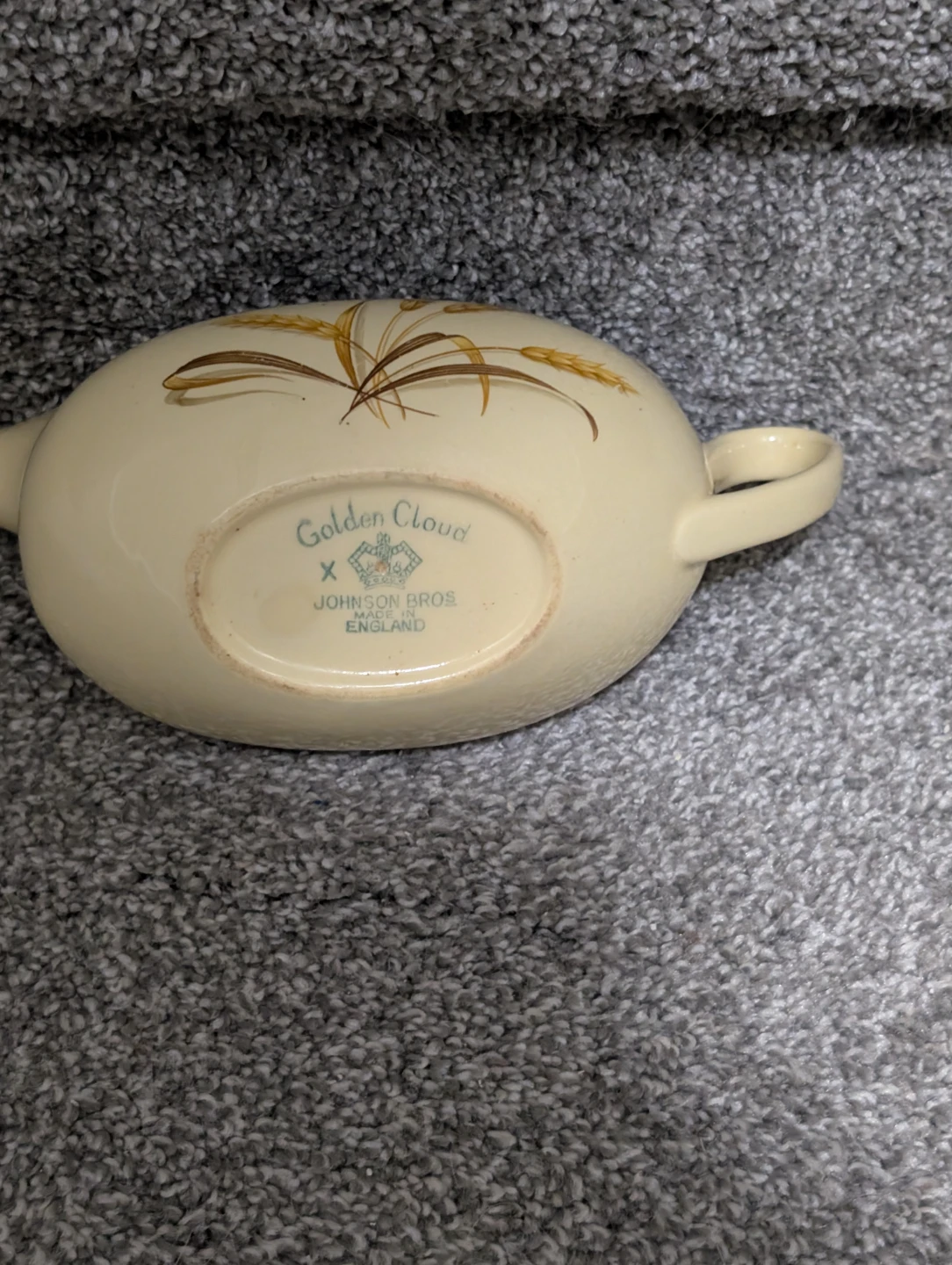 Johnson Bros Golden Cloud Gravy Boat & Platter - photo 3