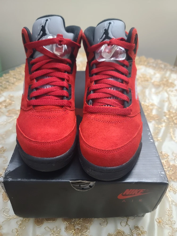 Air Jordan 5 Retro (GS) Varsity Red - Size 5Y and a size 4.5