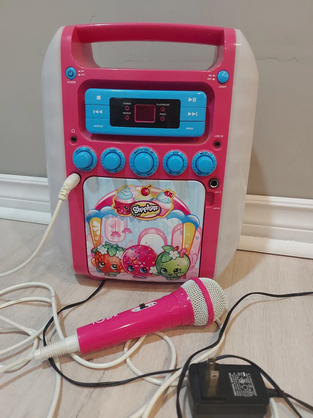 Shopkins Karaoke Machine with Microphone