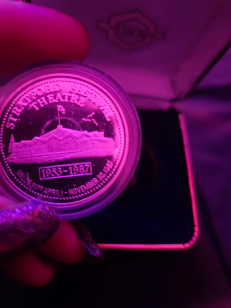Stratford Theatre Festival 999 Fine Silver Coin image indicator(3)