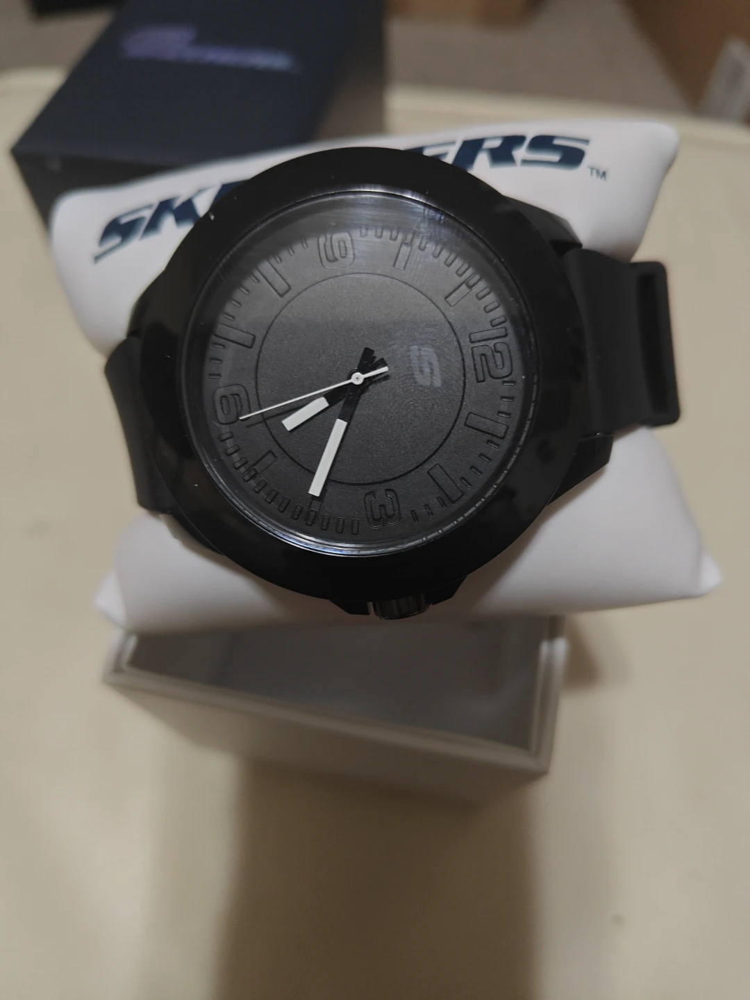 Skechers Black Watch - Like New! - photo 3