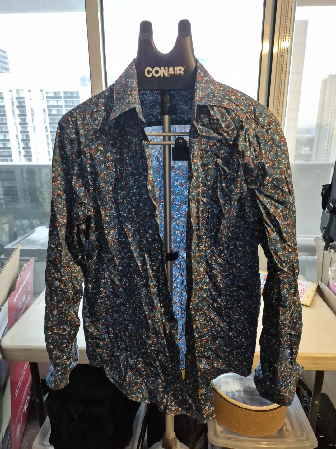 Perry Ellis Floral Print Stretch Button-Down - L
