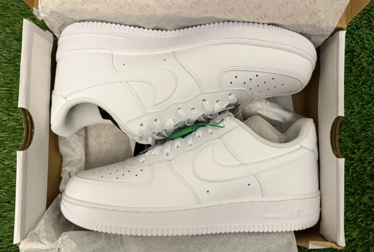 New Nike Air Force 1 '07 White - photo 4