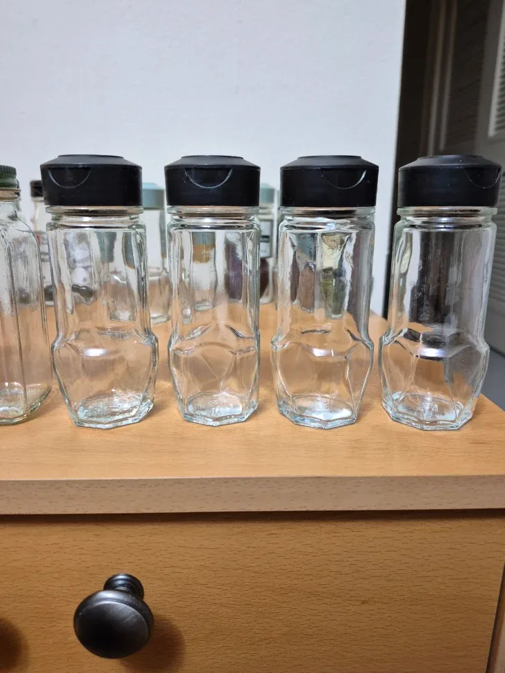 16 Spice Jars (Simply Organic, McCormick, PC) image indicator(3)