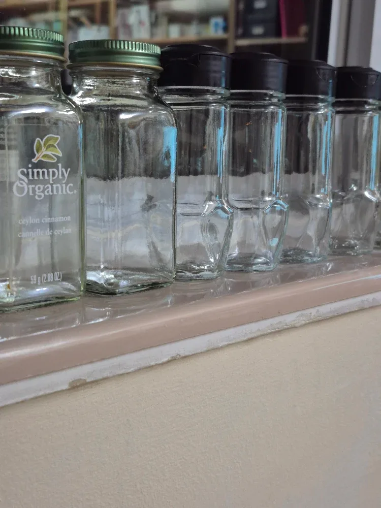 16 Spice Jars (Simply Organic, McCormick, PC) image indicator(8)