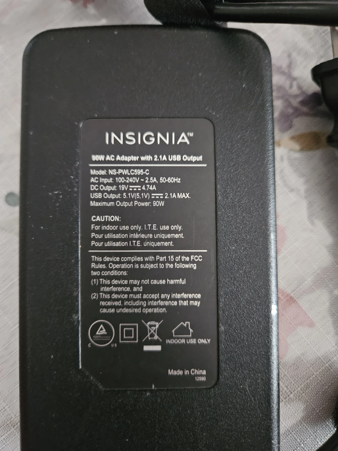 Laptop charger universal - photo 3