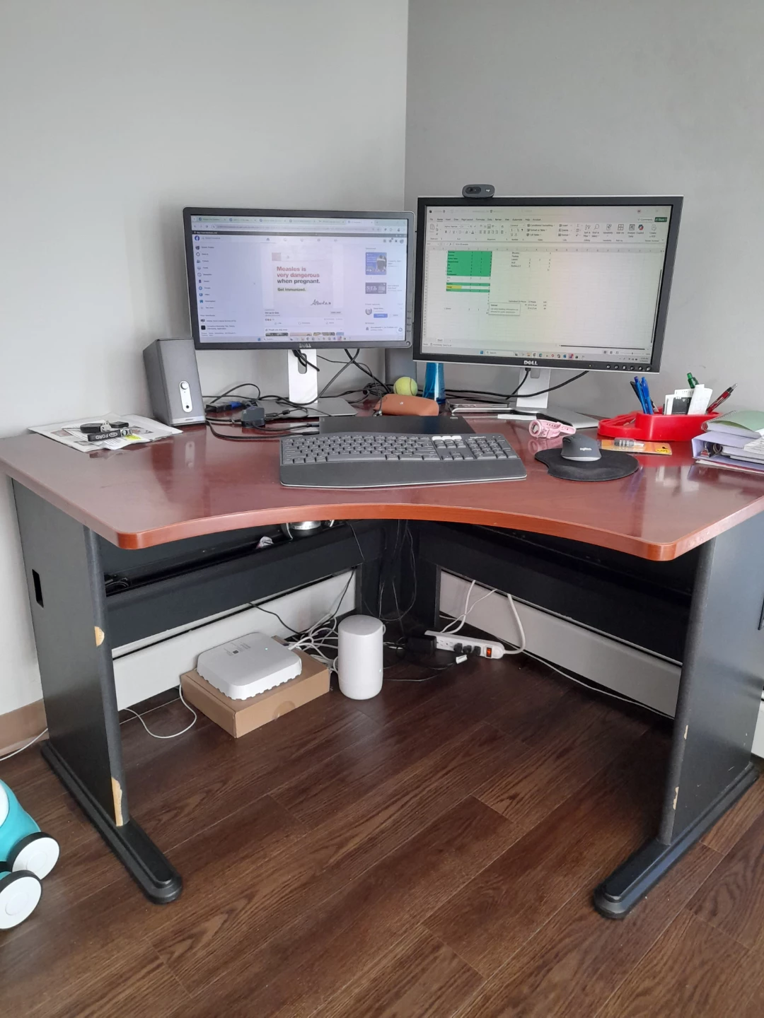 Corner Desk - Cherry Wood Finish - photo 4