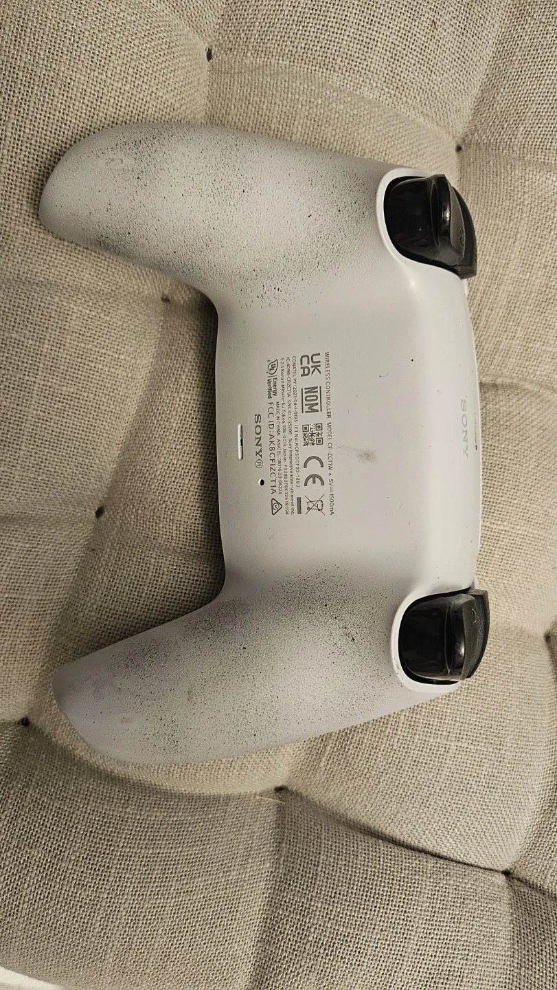 PlayStation 5 & PS4 Controllers [NOT WORKING] - photo 4