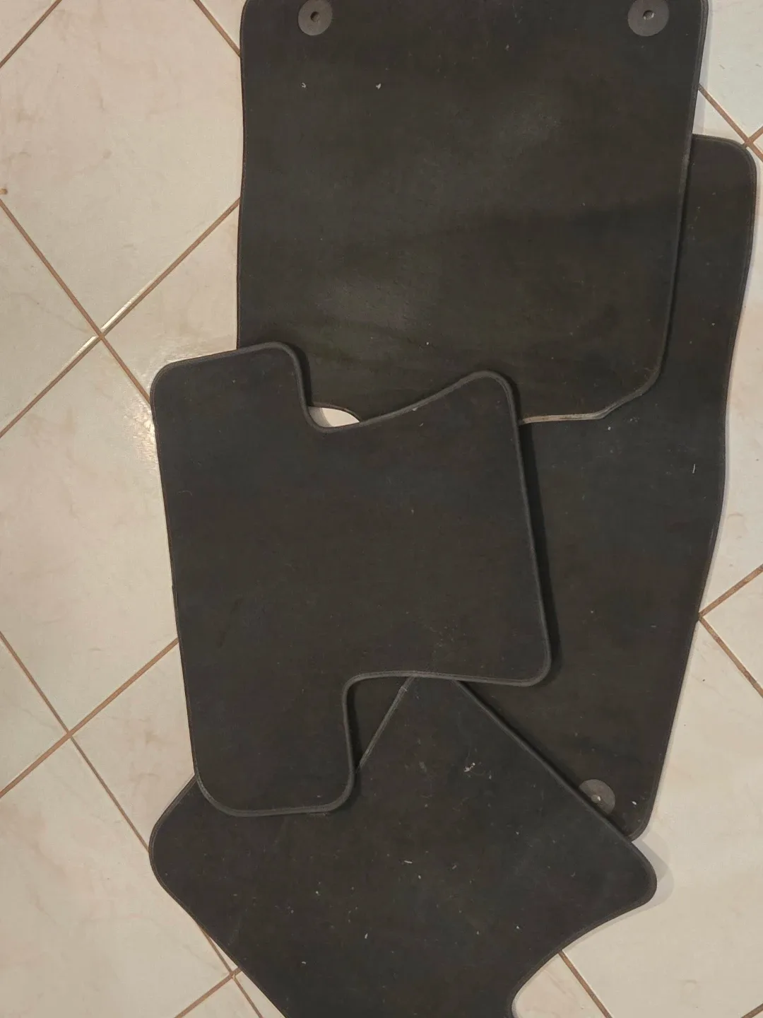 Audi Q5 Car Floor Mats - Black