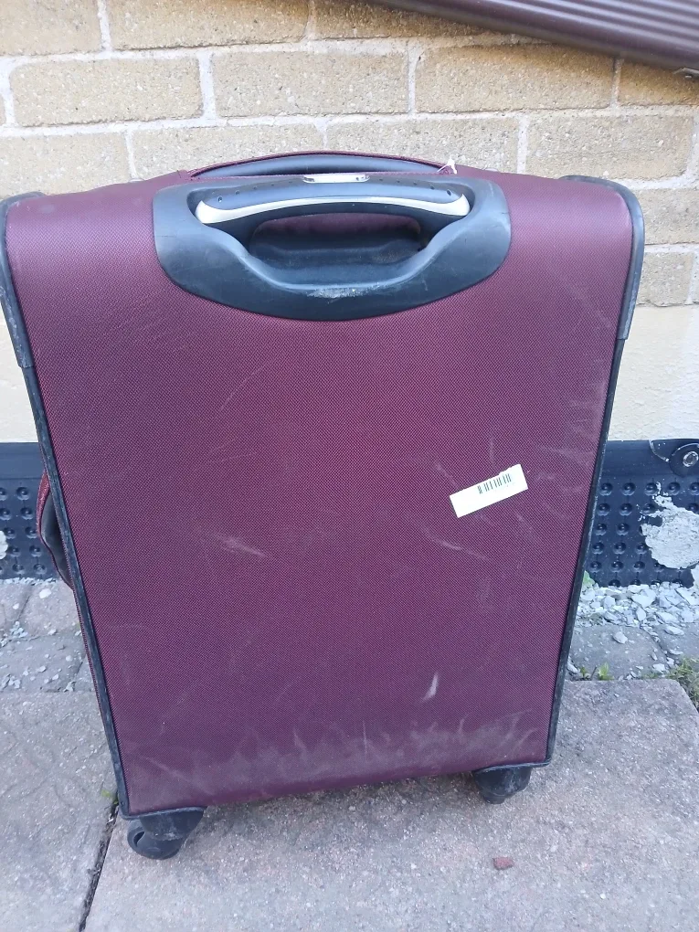 RICARDO BEVERLY HILLS rolling carry on luggage #cleanout image indicator(5)