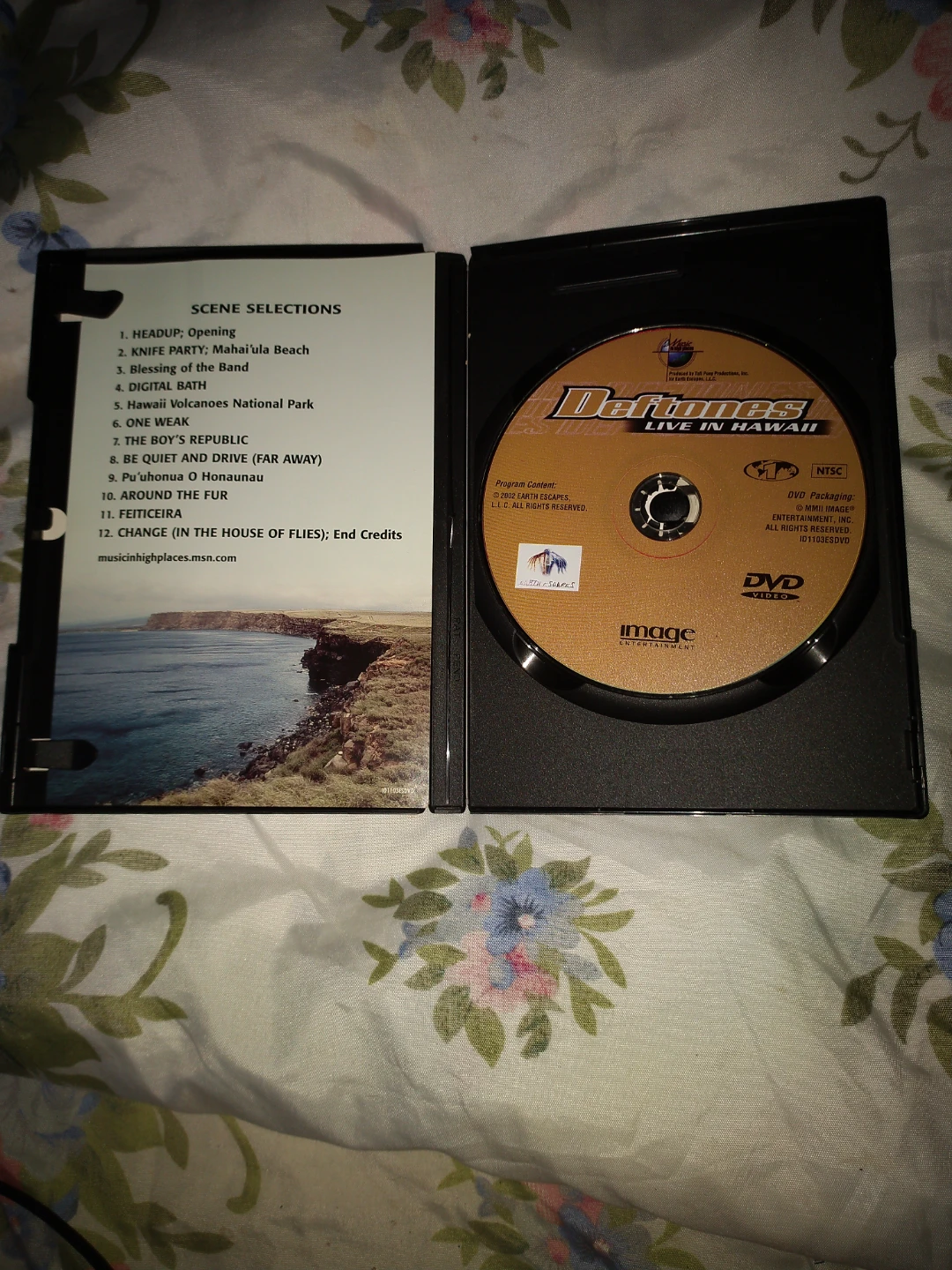 Deftones - Live In Hawaii DVD - photo 3
