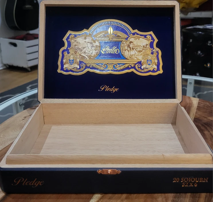 Empty Perez Carrillo Pledge Cigar Box - photo 3
