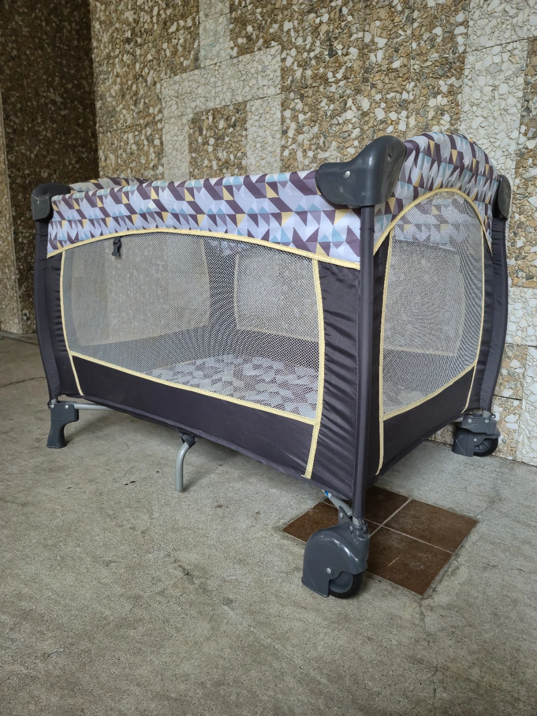 Portable Playard - Great for Travel - photo 3