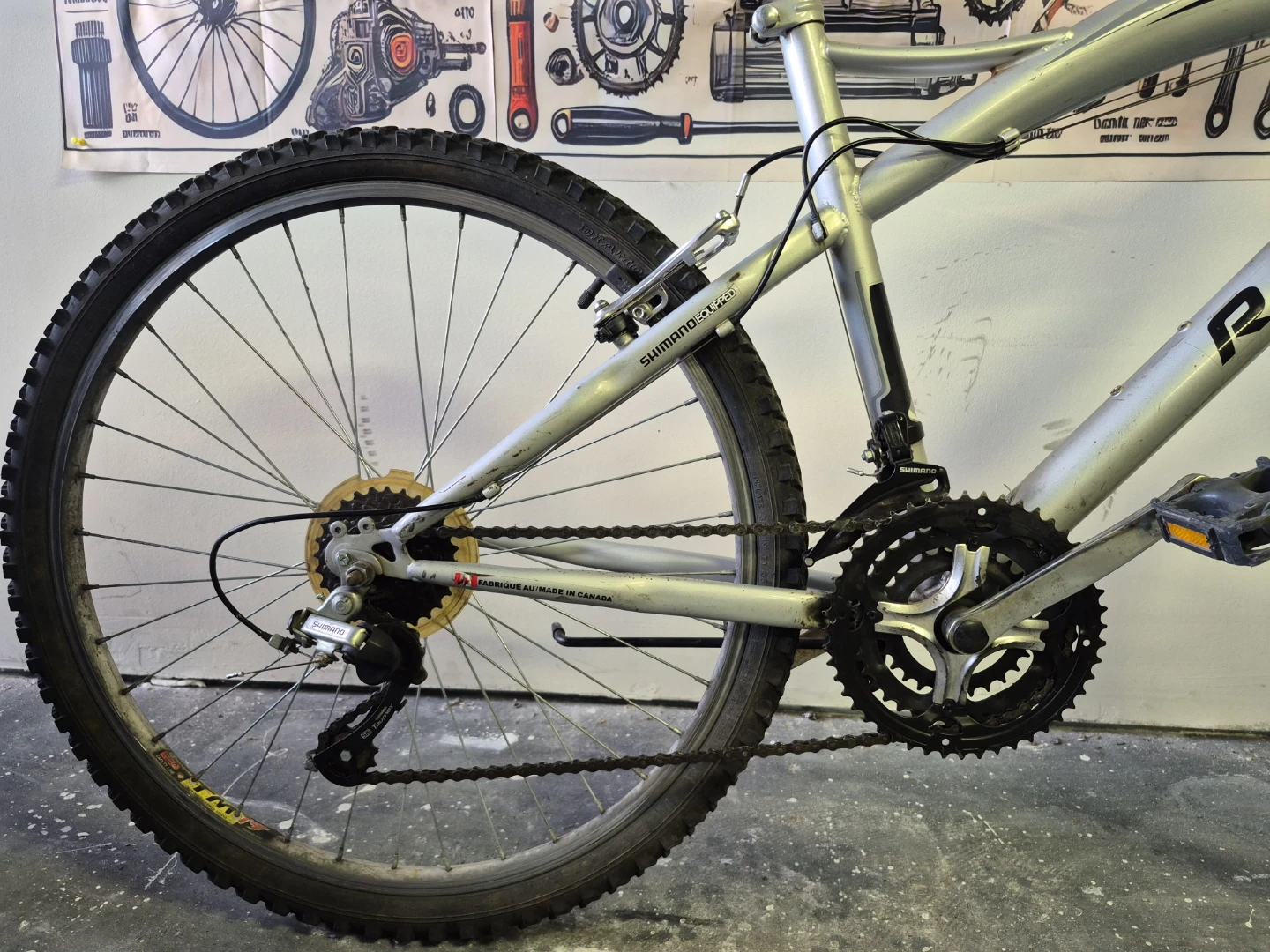 Raleigh Ambush Mountain Bike - Silver - photo 2