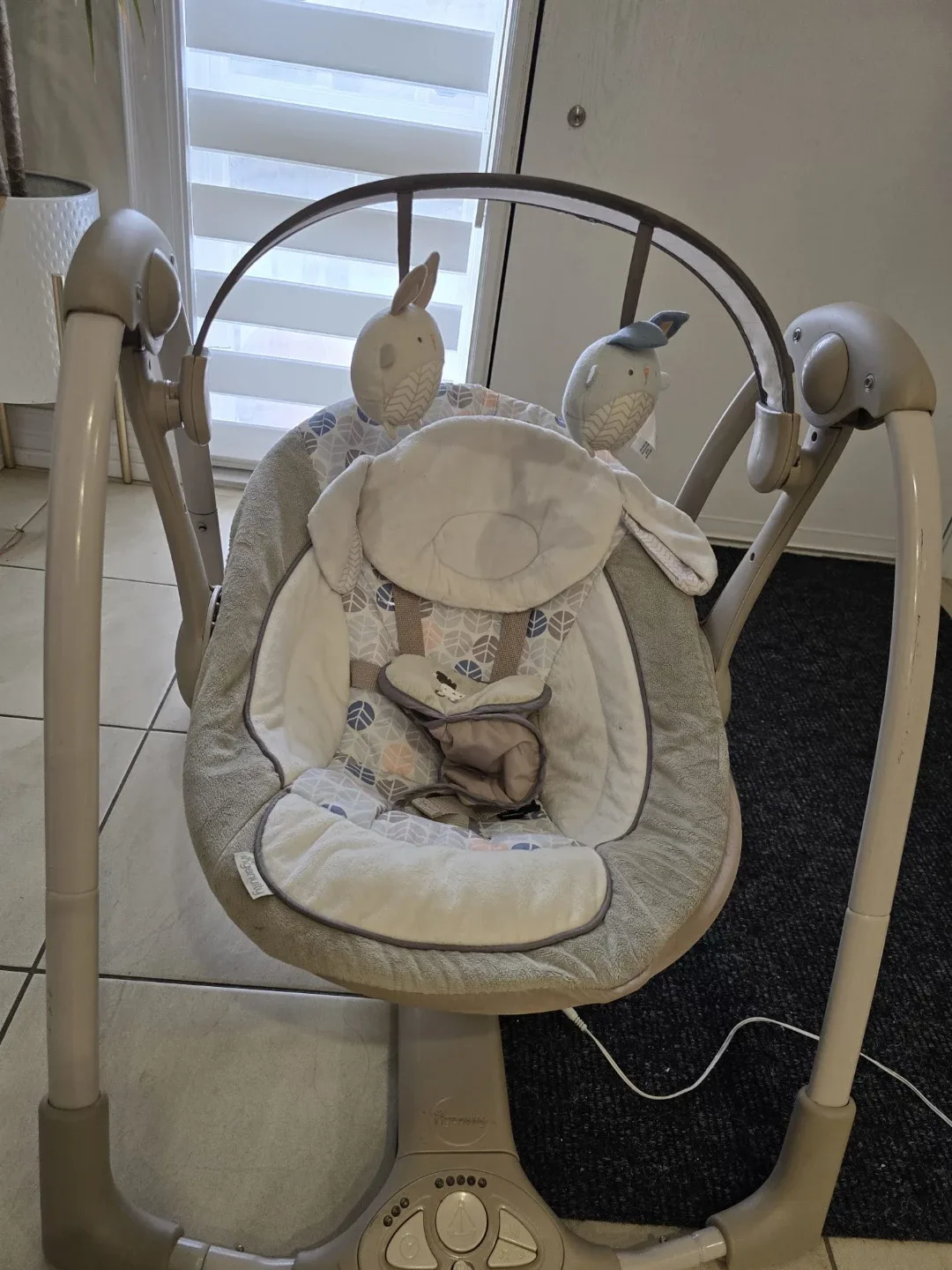 Ingenuity Baby Swing image indicator(2)